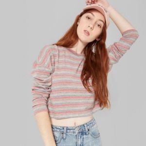 🔴 Wild Fable Cropped Striped Long Sleeve T-shirt